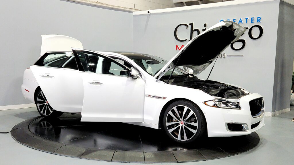 Used 2019 Jaguar XJ AWD image 10