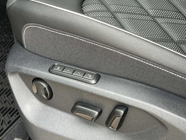 New 2026 Volkswagen Atlas SEL Premium R-Line AWD/4WD image 14