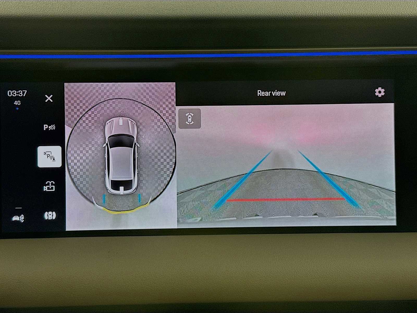 Certified 2025 Porsche Macan 4S Electric image 20