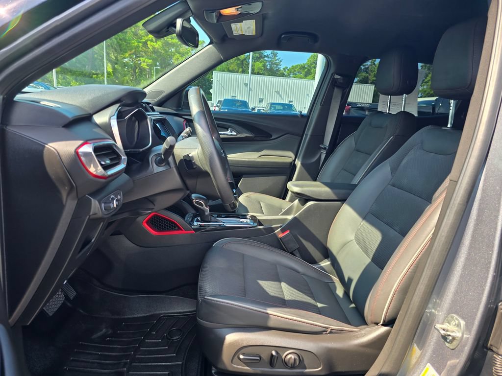 Certified 2021 Chevrolet TrailBlazer RS w/ Convenience Package FWD image 9
