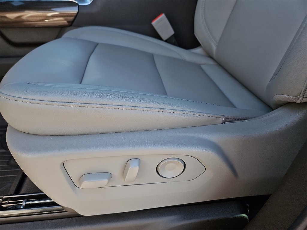 Used 2026 Chevrolet Silverado 2500 LT image 24