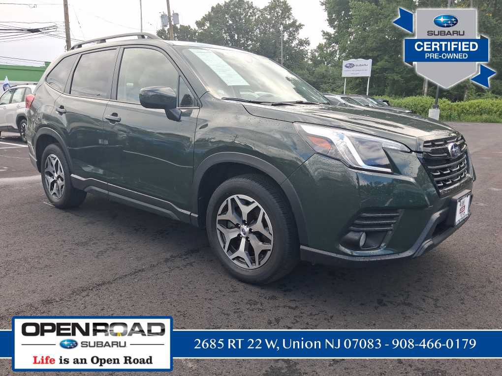 Certified 2023 Subaru Forester Premium AWD/4WD image 1