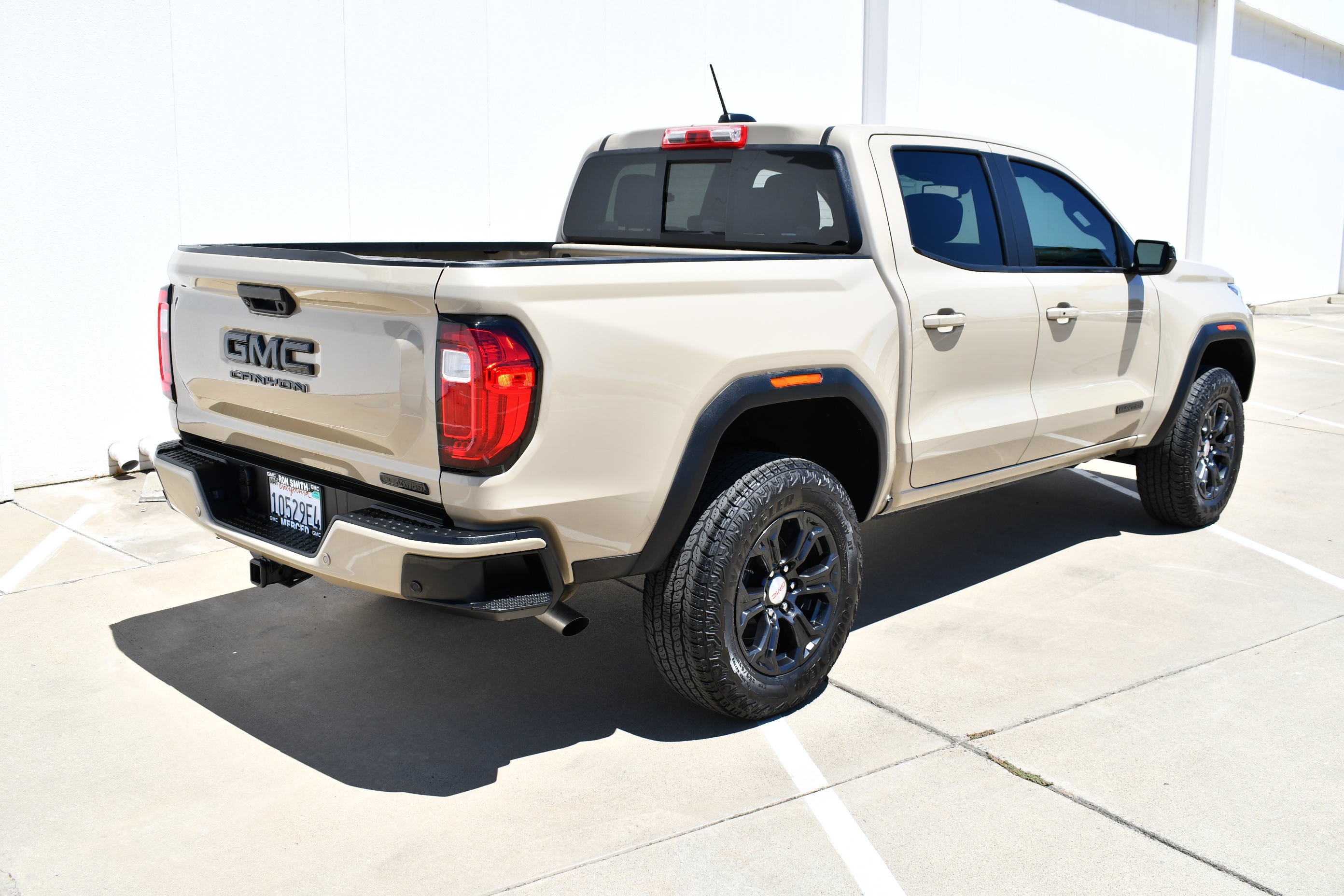 Used 2024 GMC Canyon Elevation w/ Convenience Package RWD image 6