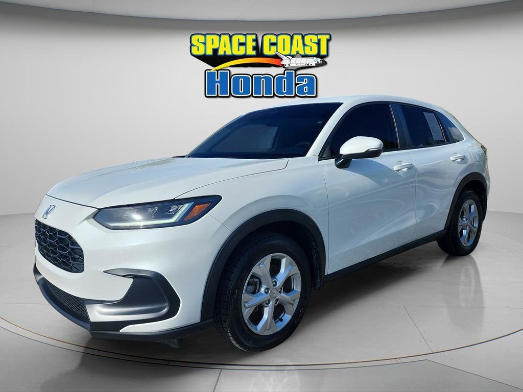 Used 2023 Honda HR-V LX image 7