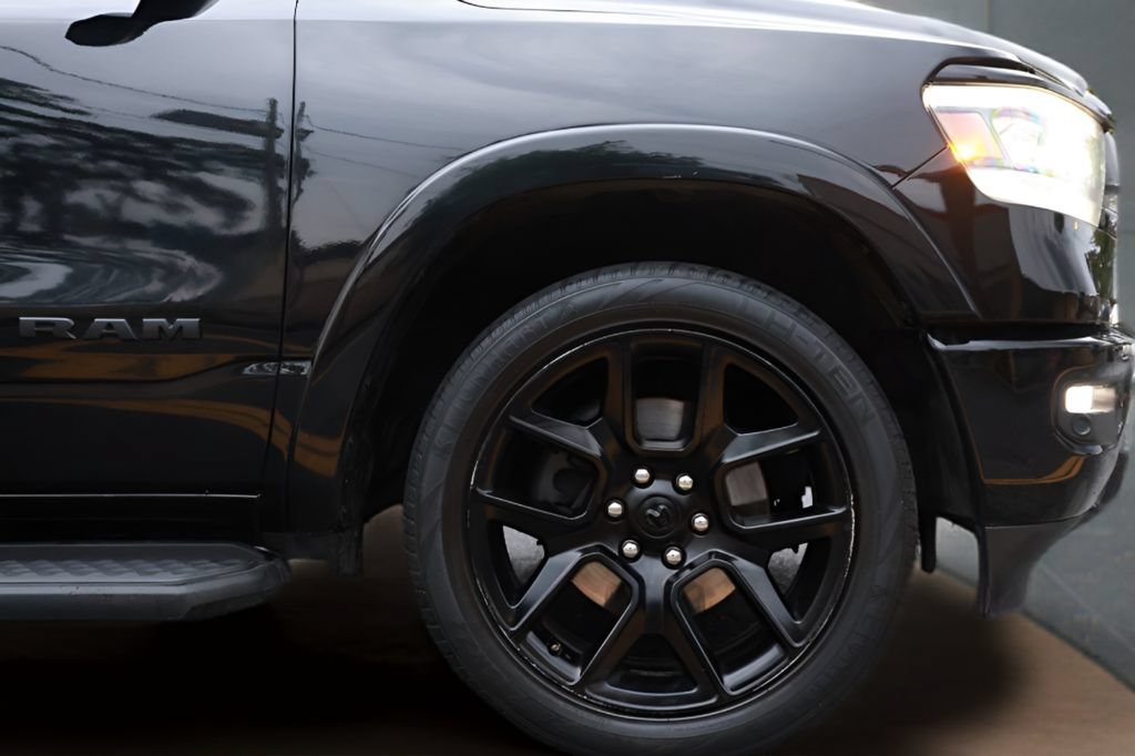 Used 2021 RAM 1500 Laramie AWD/4WD image 13