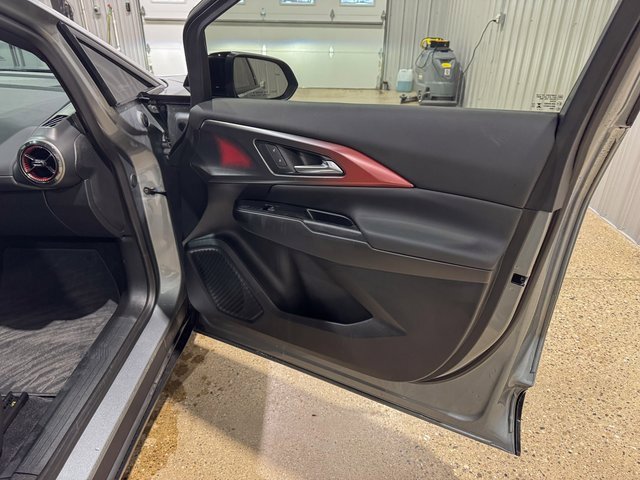 Used 2024 Chevrolet Equinox EV RS image 26