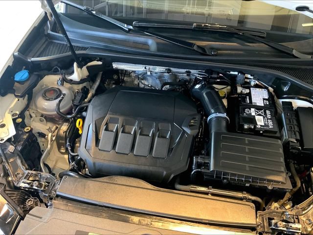 Certified 2025 Audi Q3 2.0T Premium Plus w/ Premium Plus Package AWD/4WD image 31