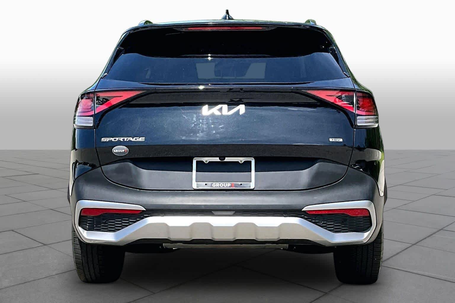 Used 2023 Kia Sportage EX w/ EX Premium Package AWD/4WD image 5