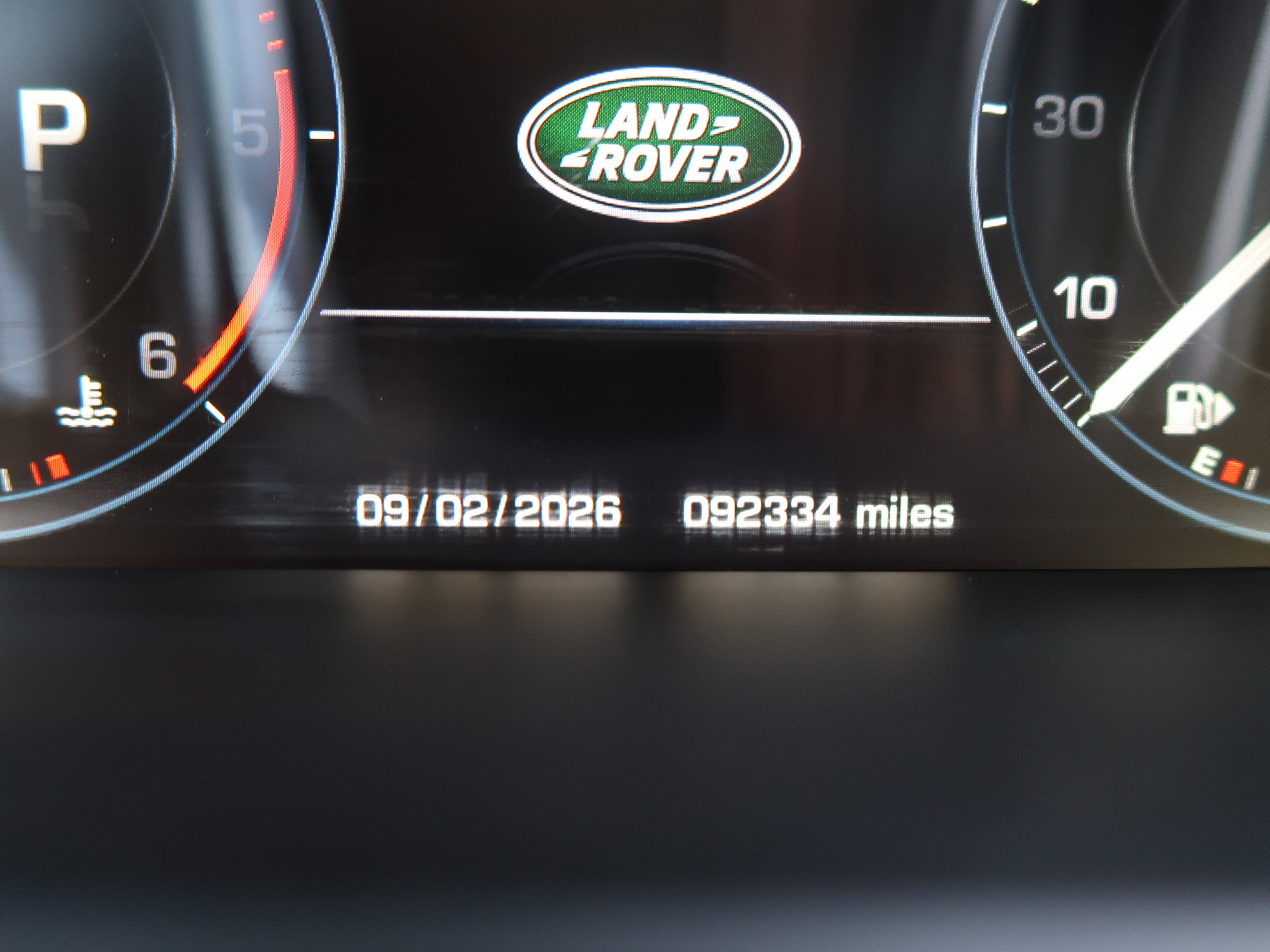 Used 2016 Land Rover Range Rover HSE image 35
