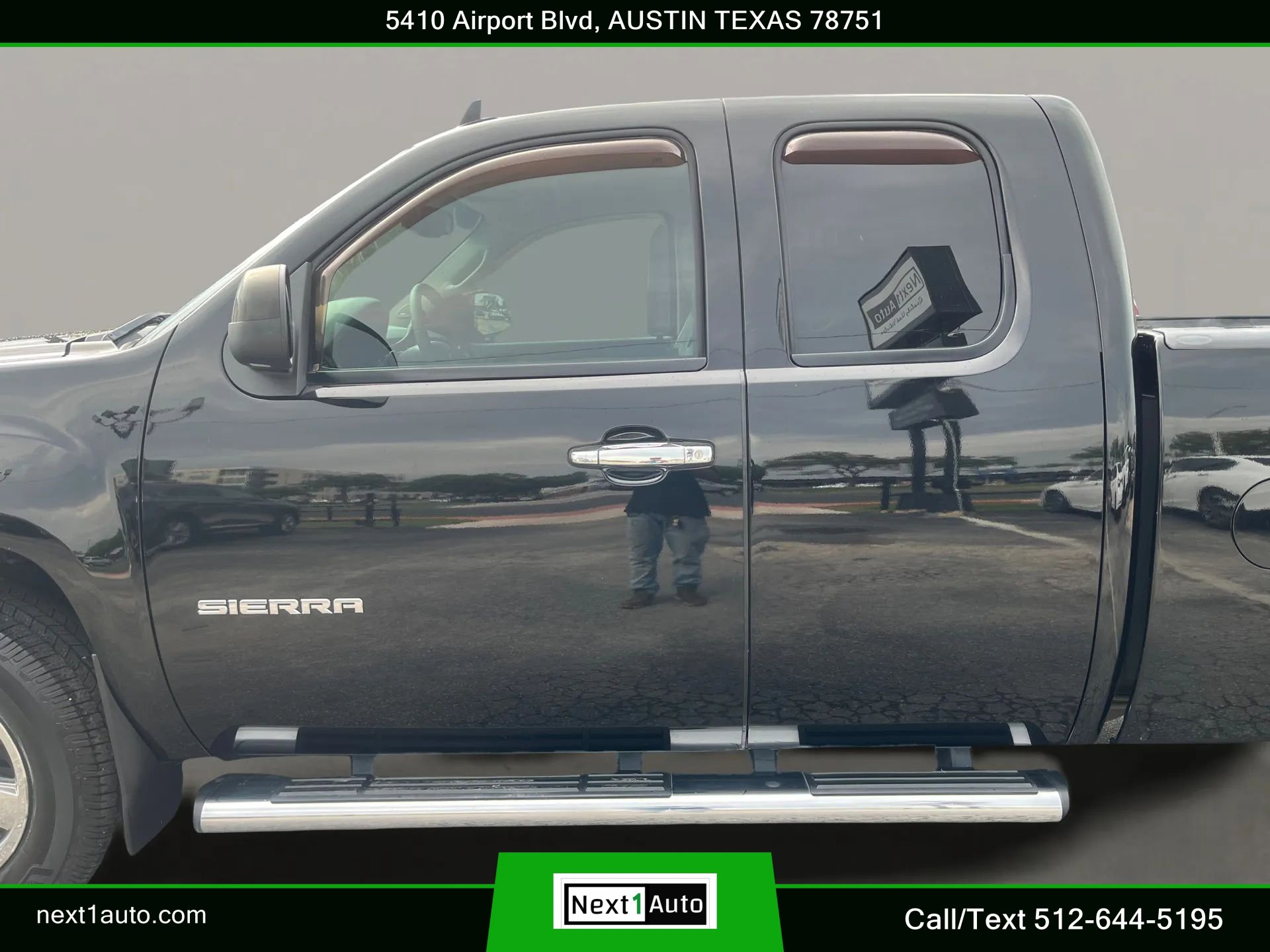 Used 2011 GMC Sierra 1500 SLT w/ SLT Convenience Package AWD/4WD image 12