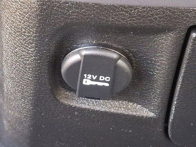Used 2024 RAM 1500 Classic SLT AWD/4WD image 25