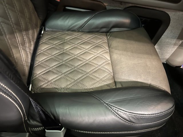 Used 2025 GMC Savana 2500 w/ Driver Convenience Package image 29