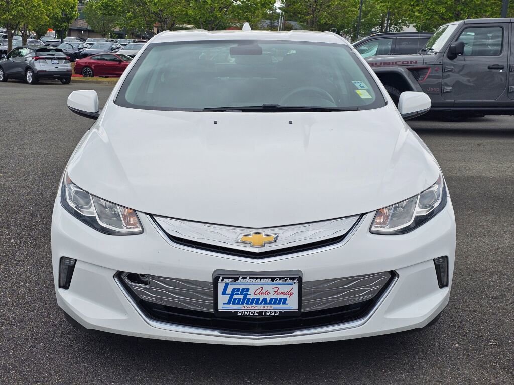 Used 2018 Chevrolet Volt LT FWD image 2