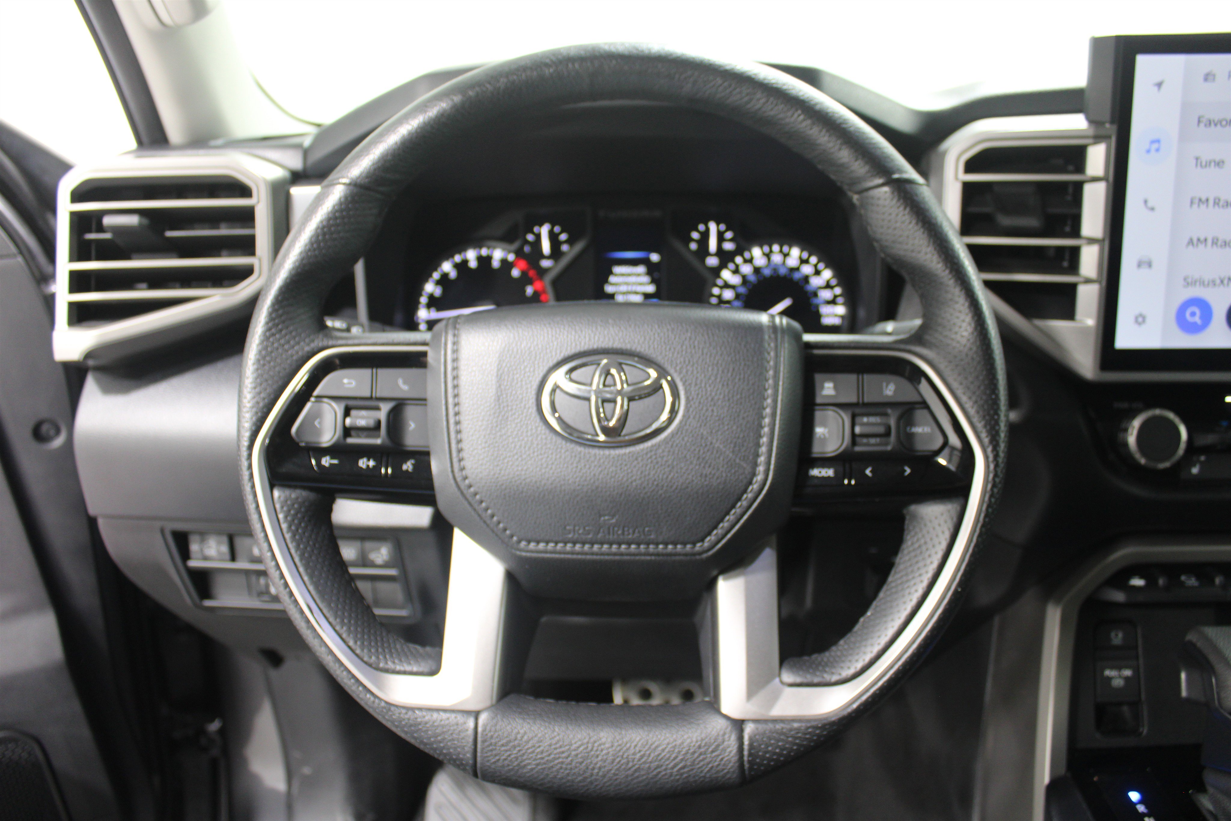 Used 2022 Toyota Tundra SR5 image 9