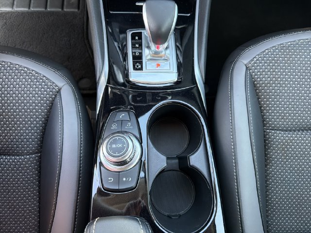 Used 2018 INFINITI QX30 AWD image 34