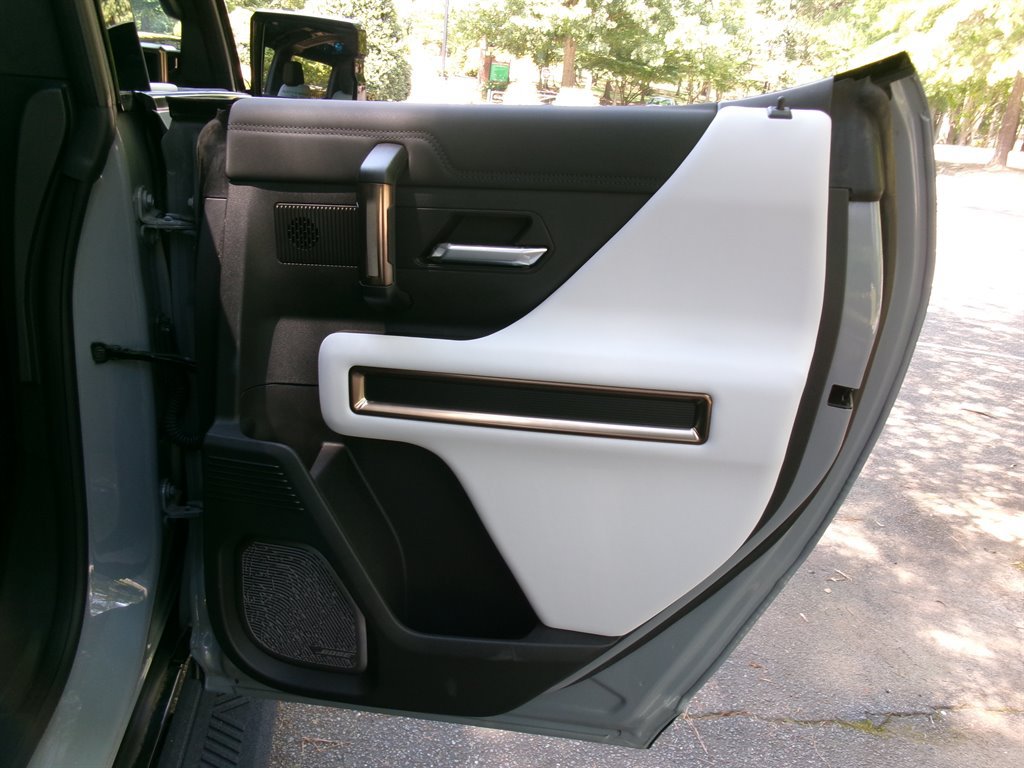 Used 2024 GMC Hummer EV 2X AWD/4WD image 21