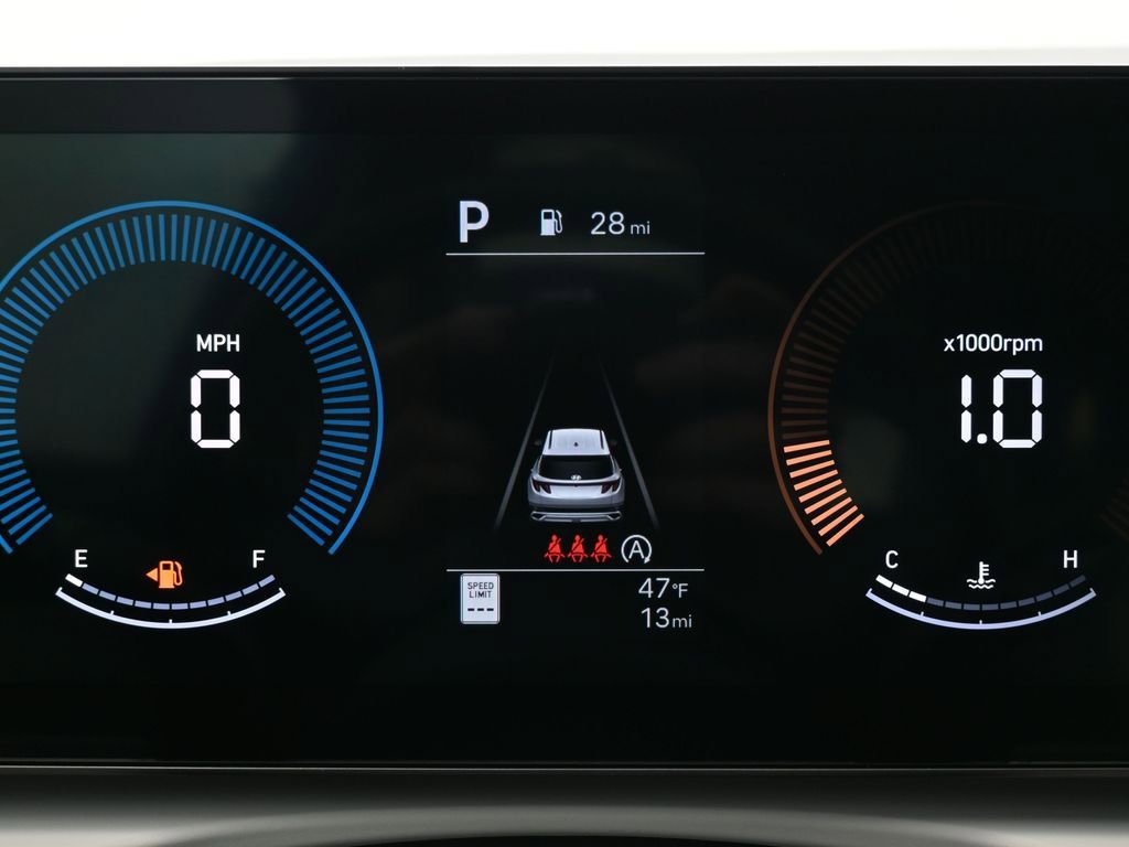 New 2026 Hyundai Tucson SE image 9