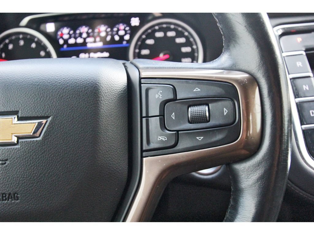 Used 2021 Chevrolet Suburban High Country w/ Premium Package AWD/4WD image 17