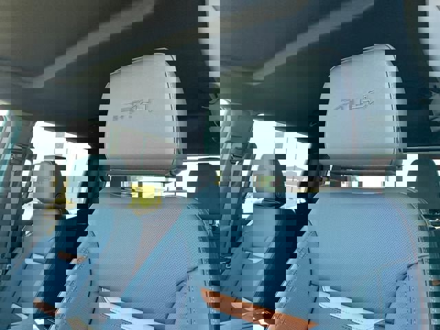 New 2026 GMC Sierra 1500 AT4 w/ AT4 Premium Package image 18