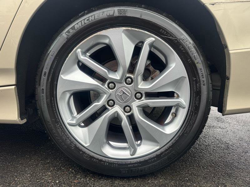 Used 2019 Honda Accord LX image 25