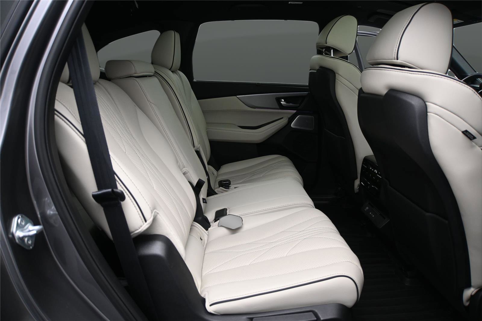 Used 2026 Acura MDX A-Spec AWD/4WD image 16