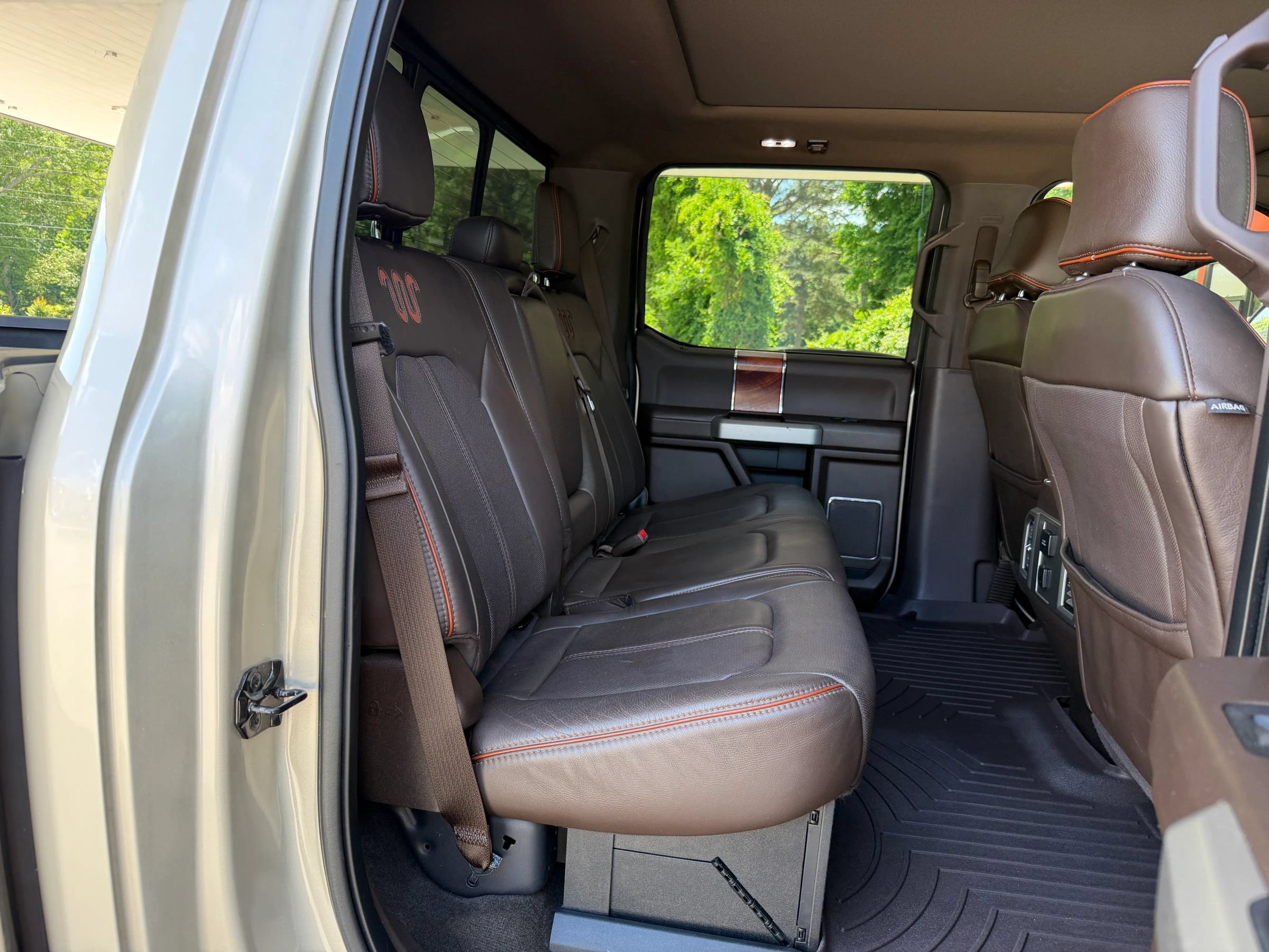 Used 2017 Ford F250 King Ranch w/ King Ranch Ultimate Package AWD/4WD image 15