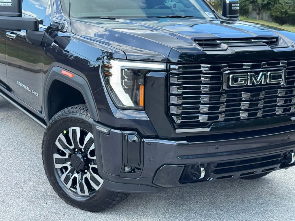 New 2026 GMC Sierra 2500 Denali Ultimate image 6