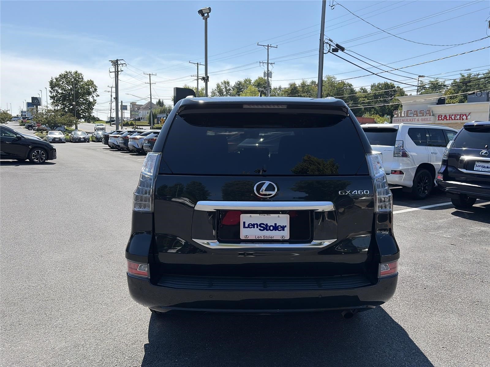 Used 2023 Lexus GX 460 Premium w/ Premium Package AWD/4WD image 4