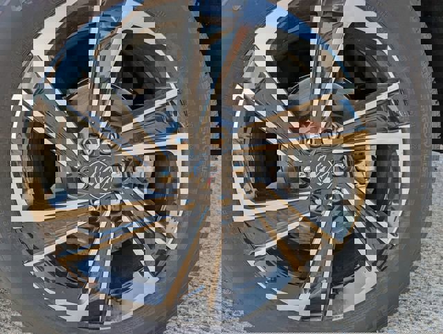 New 2026 Buick Enclave Sport Touring w/ Power Package image 6