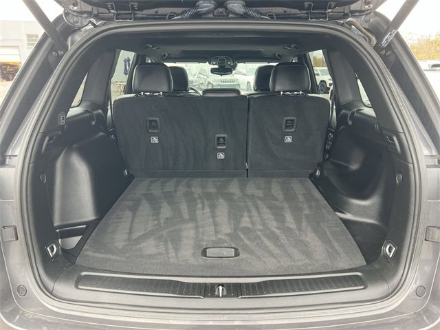 Used 2023 Jeep Grand Cherokee Altitude image 24