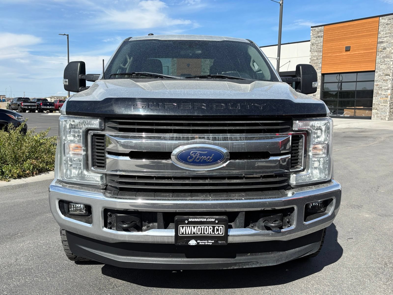 Used 2018 Ford F350 XLT w/ Camper Package AWD/4WD image 2