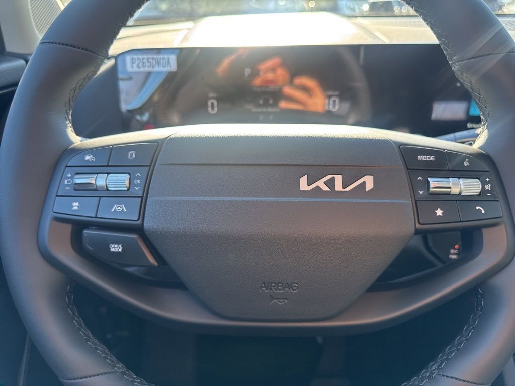 New 2026 Kia Sportage LX image 8