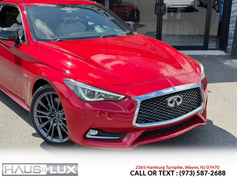 Used 2017 INFINITI Q60 Red Sport 400 AWD/4WD image 2