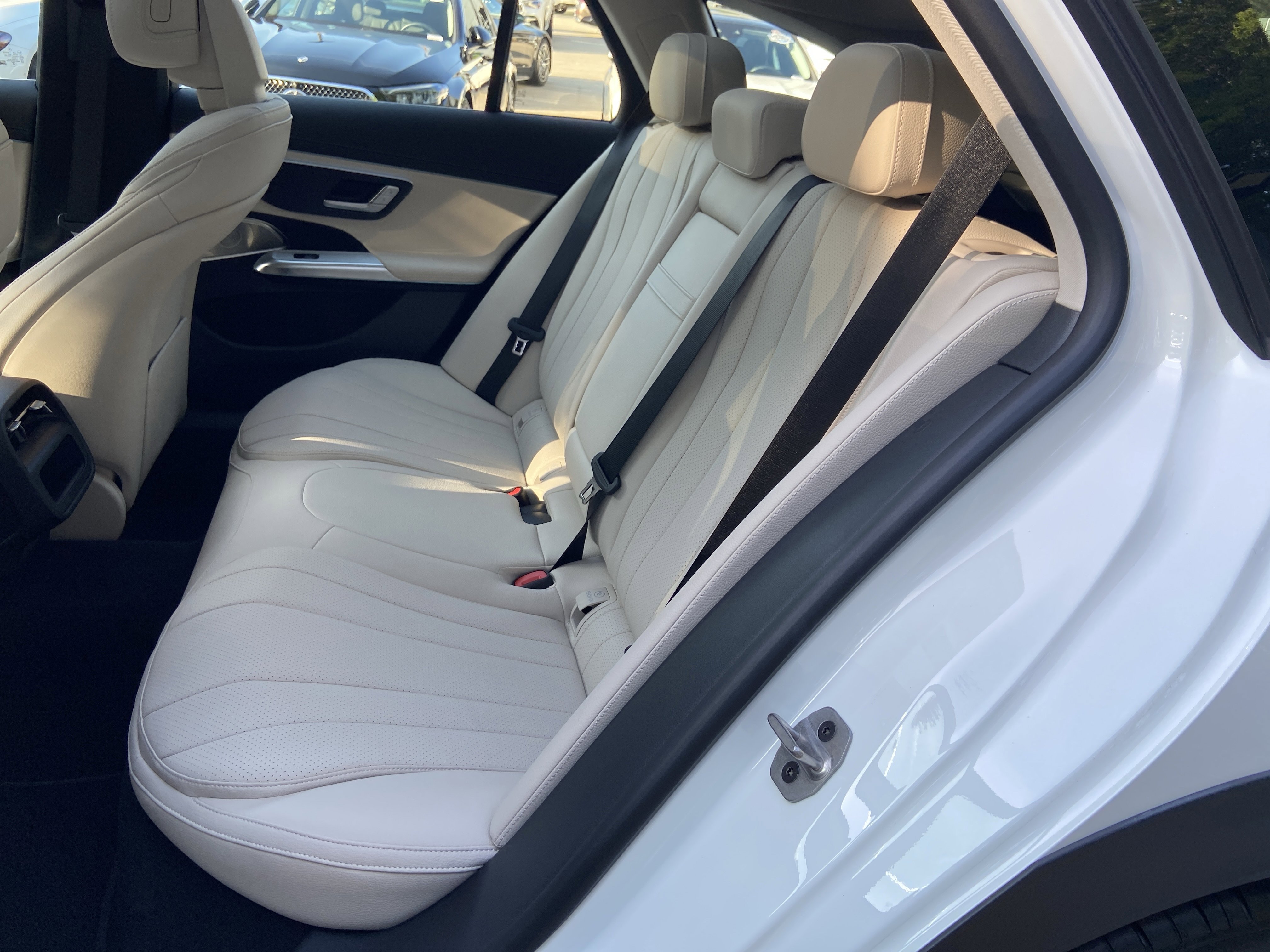 Used 2025 Mercedes-Benz E 450 4MATIC All-Terrain Wagon image 42