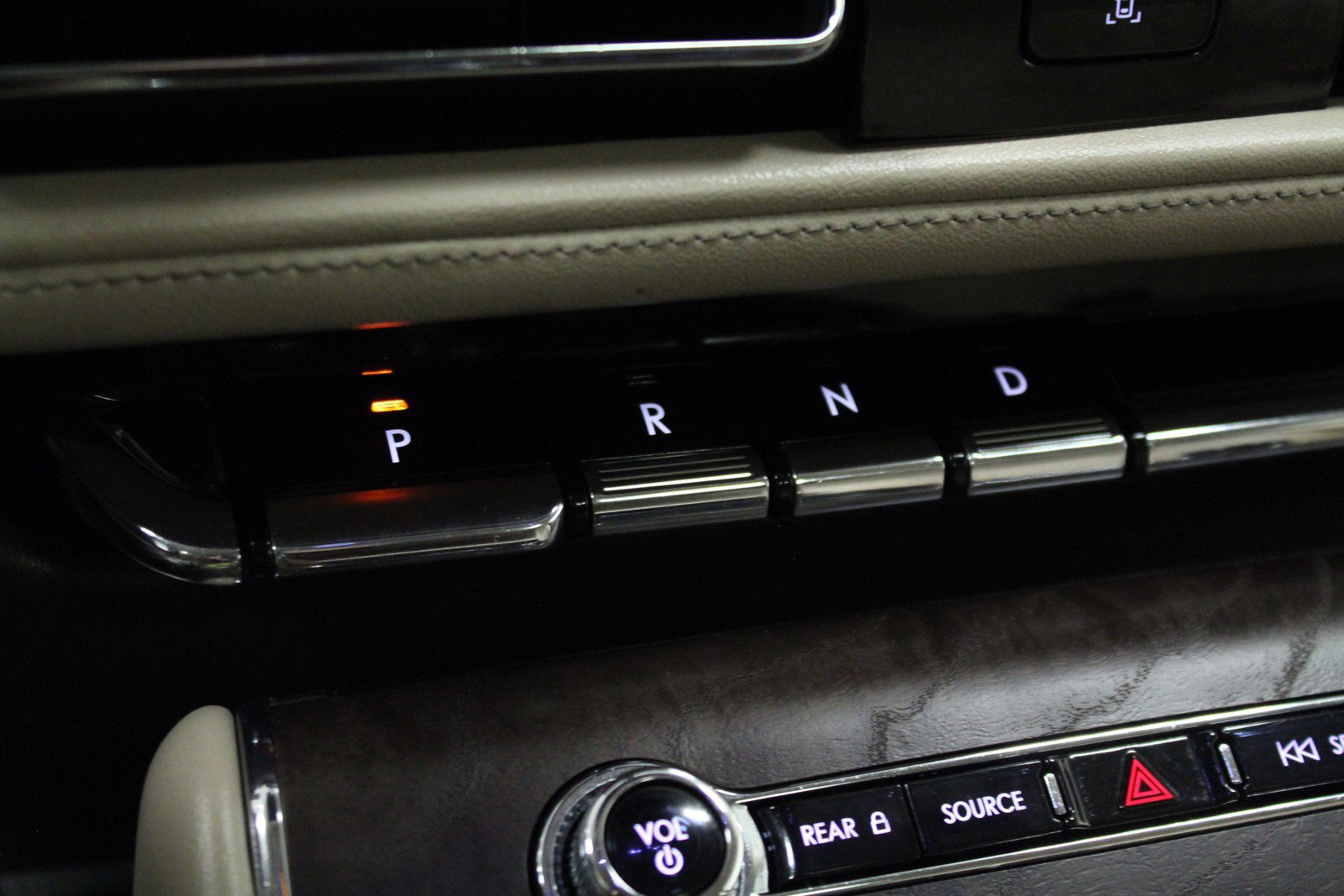 Used 2022 Lincoln Aviator Reserve w/ Equipment Group 201A image 24