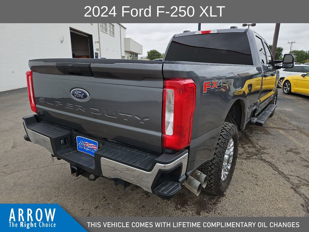 Used 2024 Ford F250 XLT AWD/4WD image 12