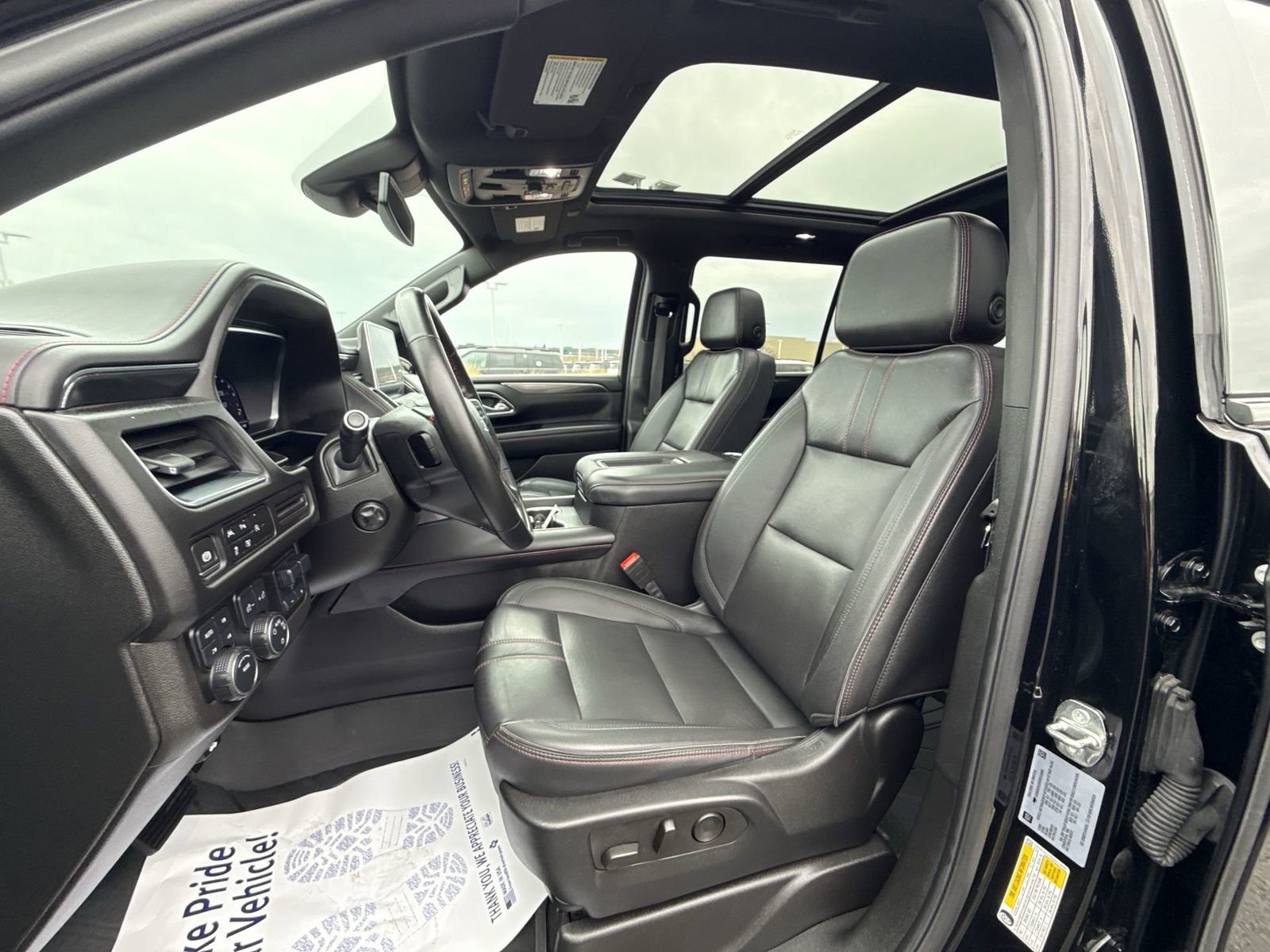 Used 2024 Chevrolet Suburban RST w/ Luxury Package image 13