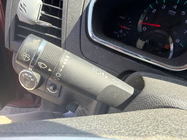 Used 2010 Chevrolet Traverse LT FWD image 33