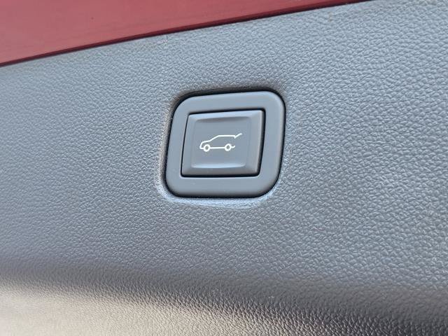 Used 2024 Chevrolet Blazer LT FWD image 31