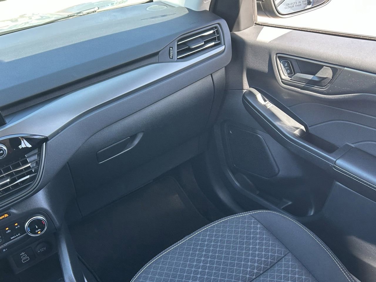 Used 2025 Ford Escape Active FWD image 18