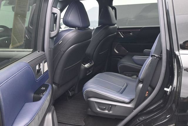 Used 2026 INFINITI QX80 4WD w/ Sport Exterior Package image 19