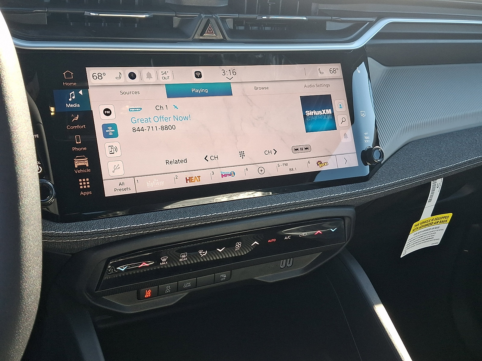 New 2026 Jeep Cherokee Laredo AWD/4WD image 8