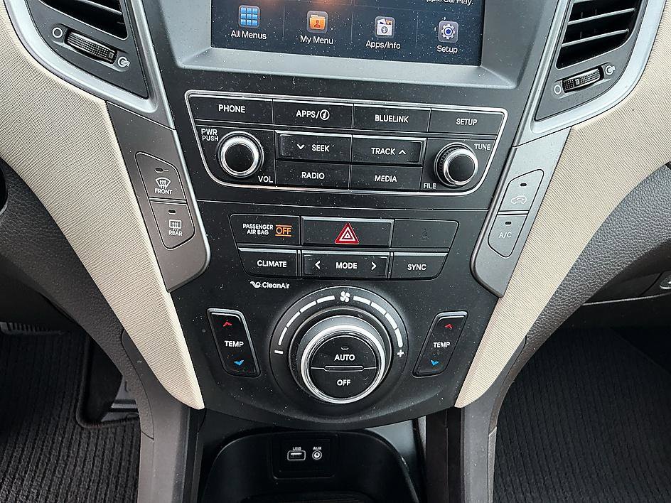 Used 2018 Hyundai Santa Fe Sport w/ 2.4L Value Package 02 FWD image 18