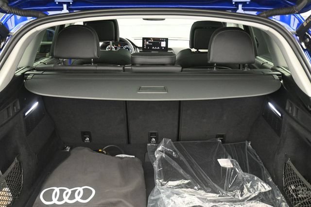 Used 2023 Audi Q5 e Prestige w/ Prestige Package AWD/4WD image 32