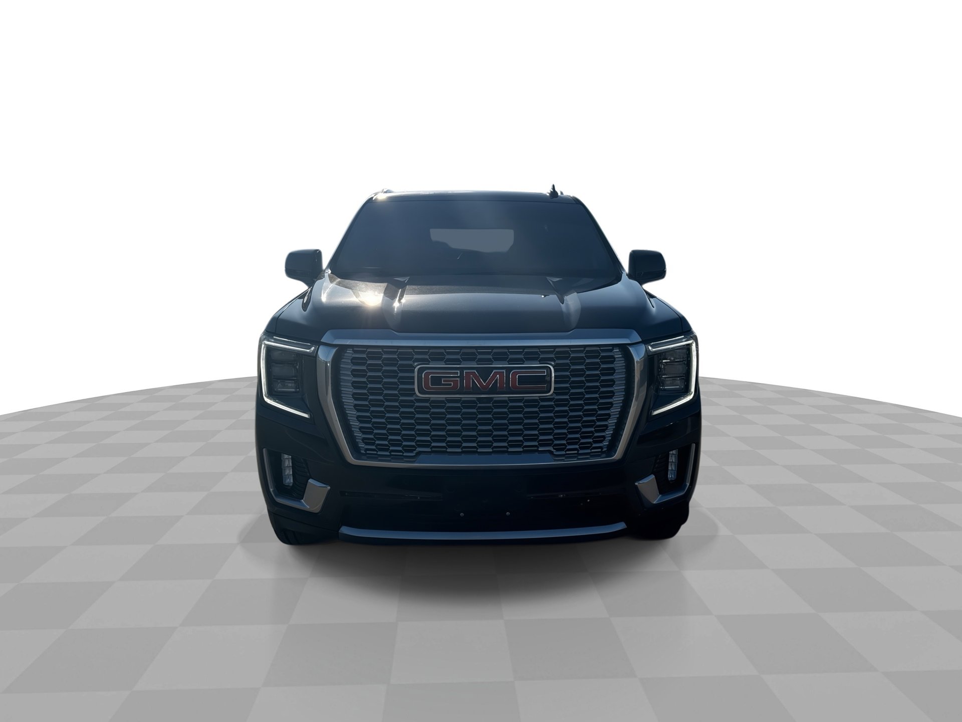 Used 2021 GMC Yukon Denali image 3