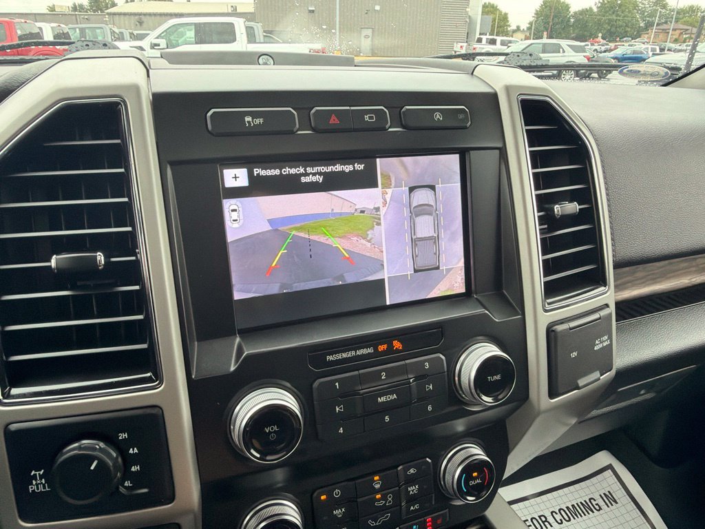 Certified 2019 Ford F150 Lariat w/ Equipment Group 502A Luxury AWD/4WD image 20