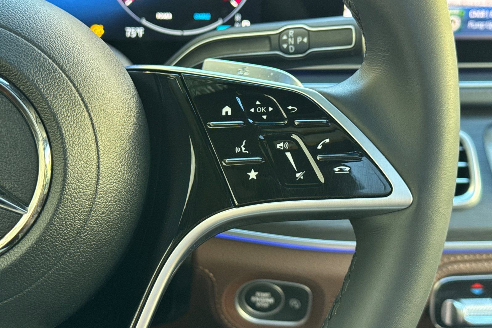 Used 2024 Mercedes-Benz GLE 350 4MATIC image 29