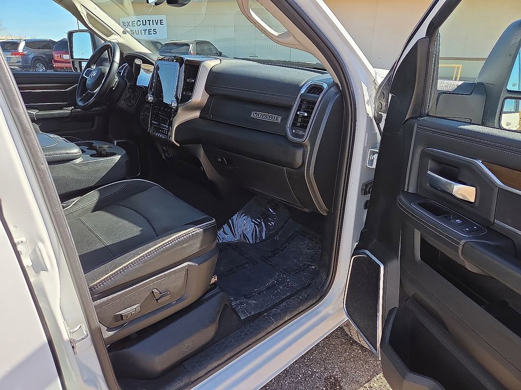 Used 2024 RAM 2500 Laramie image 11