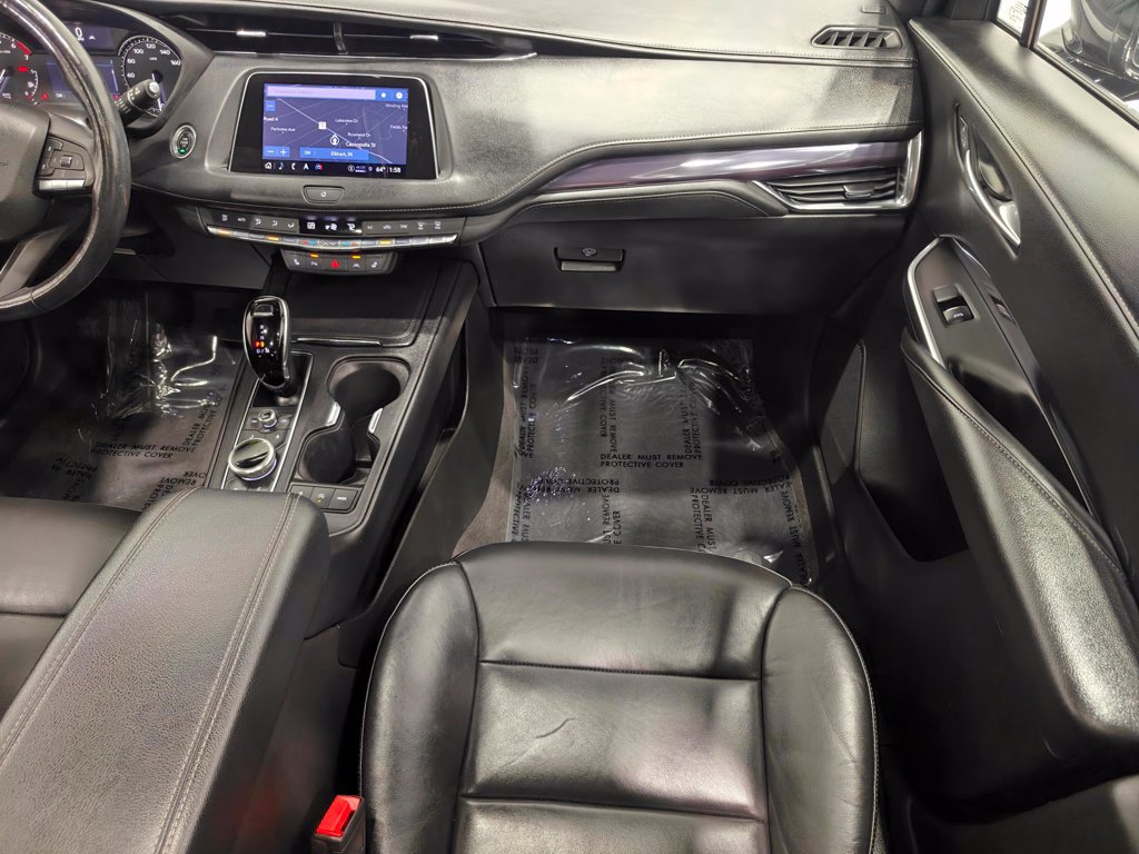 Used 2023 Cadillac XT4 Luxury AWD/4WD image 25