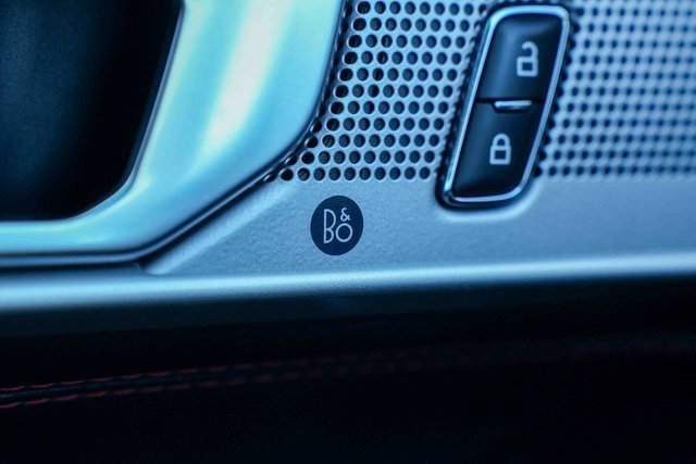 Used 2022 Ford Explorer ST-Line image 34